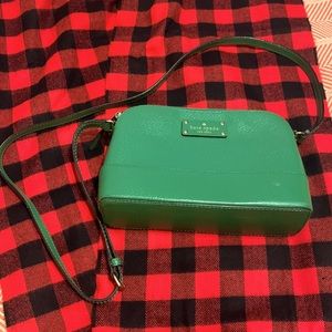 Great Condition - green Kate Spade cross body purse